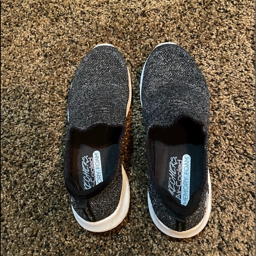 Black sparkly Skechers MEMORY FOAM
